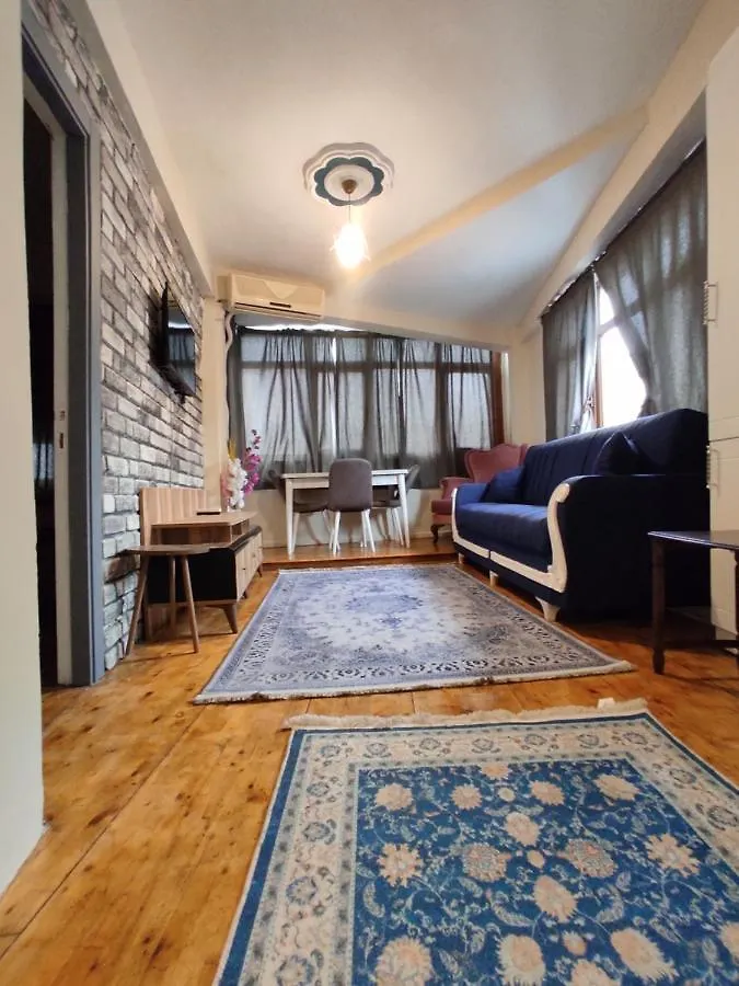 اسطنبول Stone Suite House شقة
