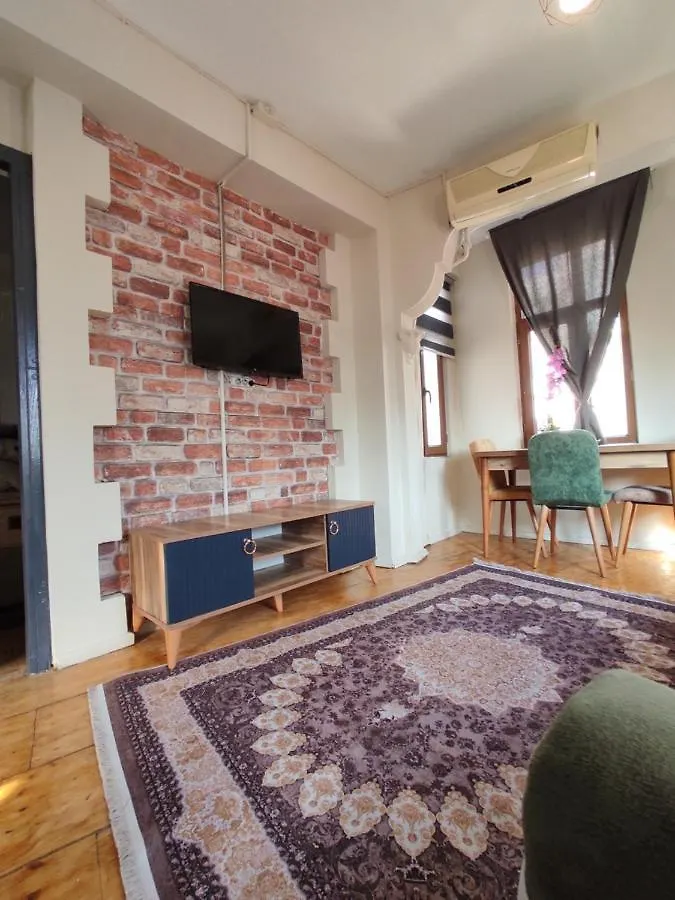 اسطنبول Stone Suite House شقة